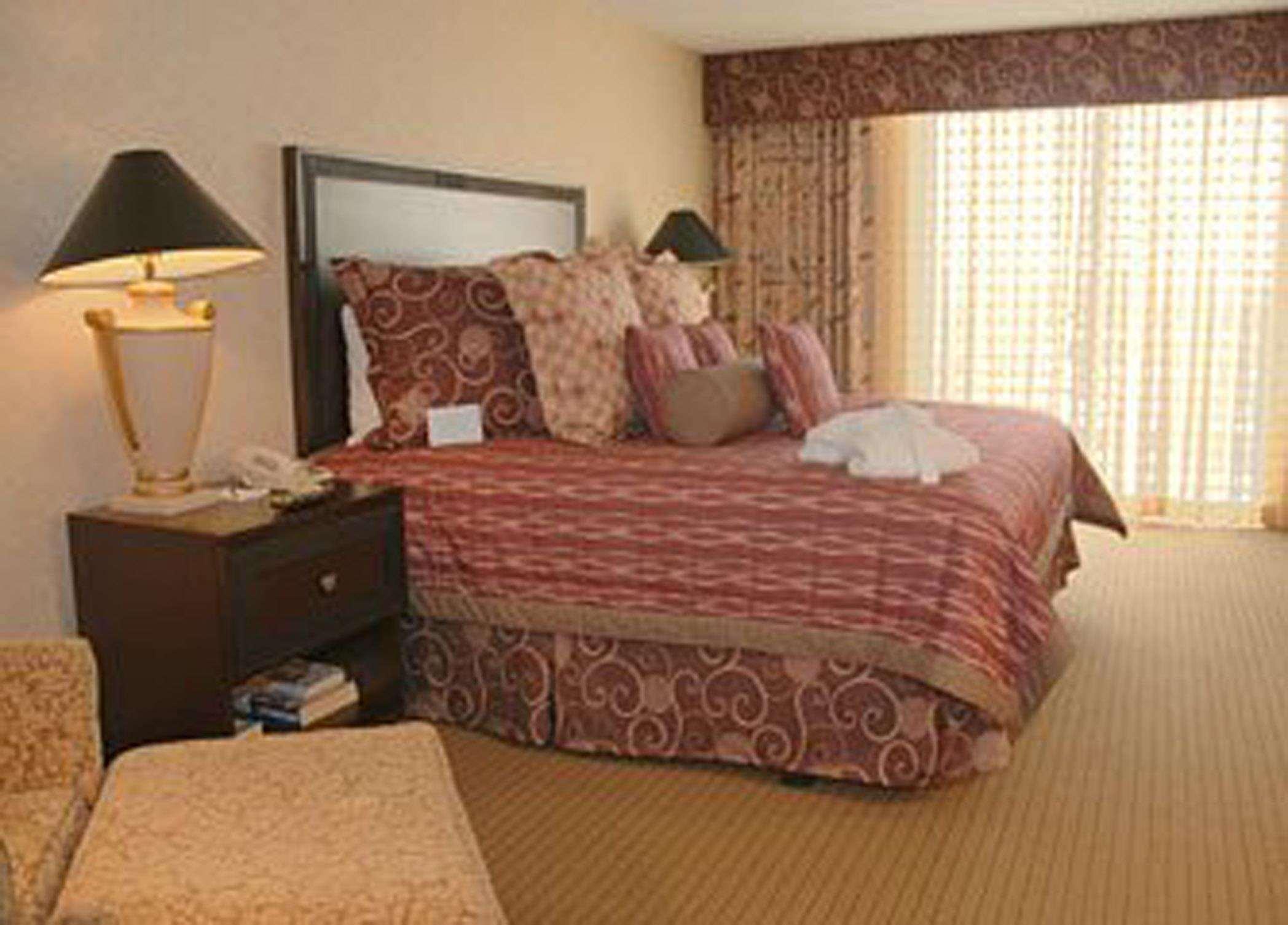 Embassy Suites By Hilton Kansas City Plaza Quarto foto